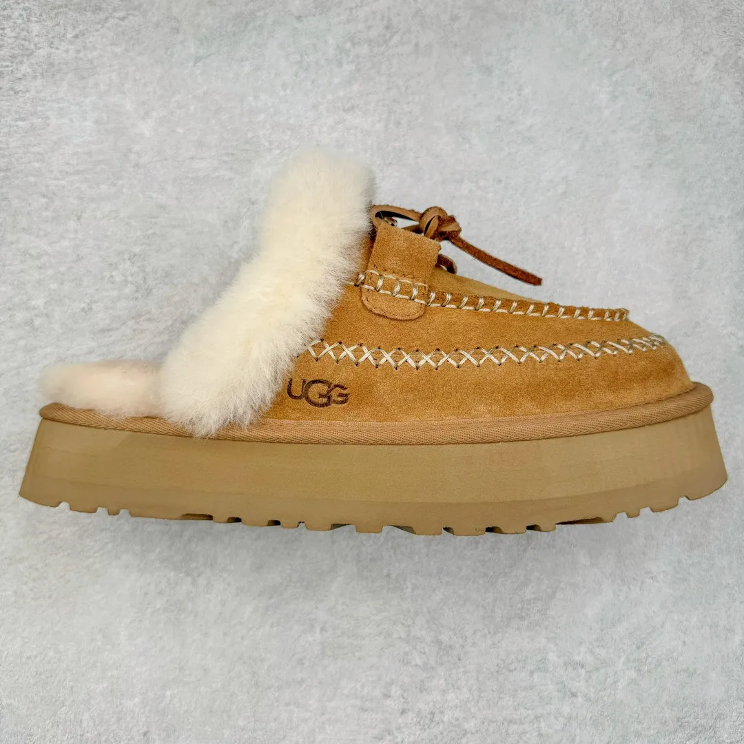 Pick up locally 💰520 UGG 8260 Alpine half-mug autumn and winter sheep fur integrated snow boots. All shoes are made of ZP. Longfeng A-grade Australian imported sheep fur integrated brand OEM production line. Fully follow the ZP process. OEM original pattern maker. Adhering to the principle of no original shoes and no development selection. Pay attention to every detail. The most authentic version on the market. TREADLITE "Light Wing" technology outsole. Lightweight/durable/flexible/pile size: 35 36 37 38 39 40 Coding: by2936070